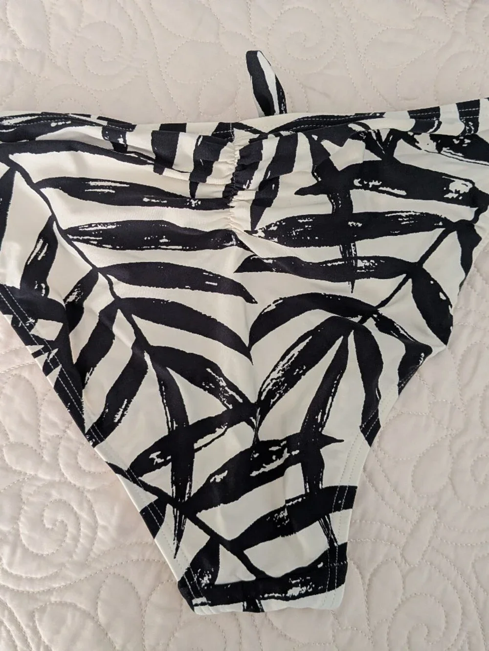 Carmen Marc Valvo make statement